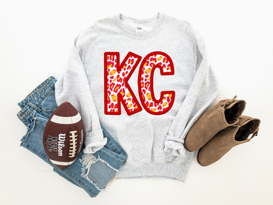 ***HALFTIME HAUL*** Faux Red Embroidery KC Ash Sweatshirt