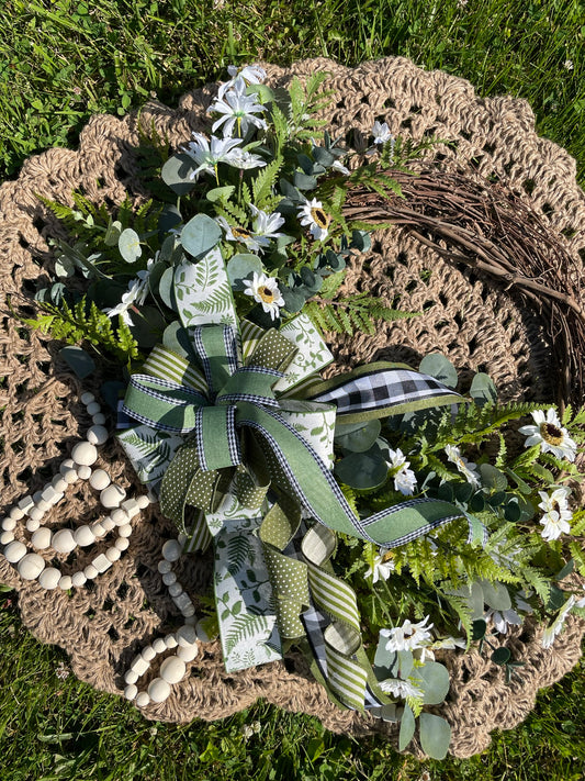 Daisy Greenery Wreath