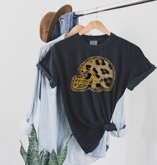 MU Leopard Helmet Glitter Outline Black tee