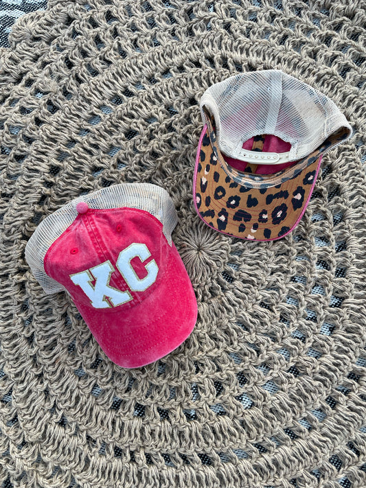 White KC Red/Leopard Underbill Hat